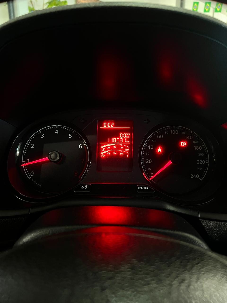 Volkswagen Voyage foto 8