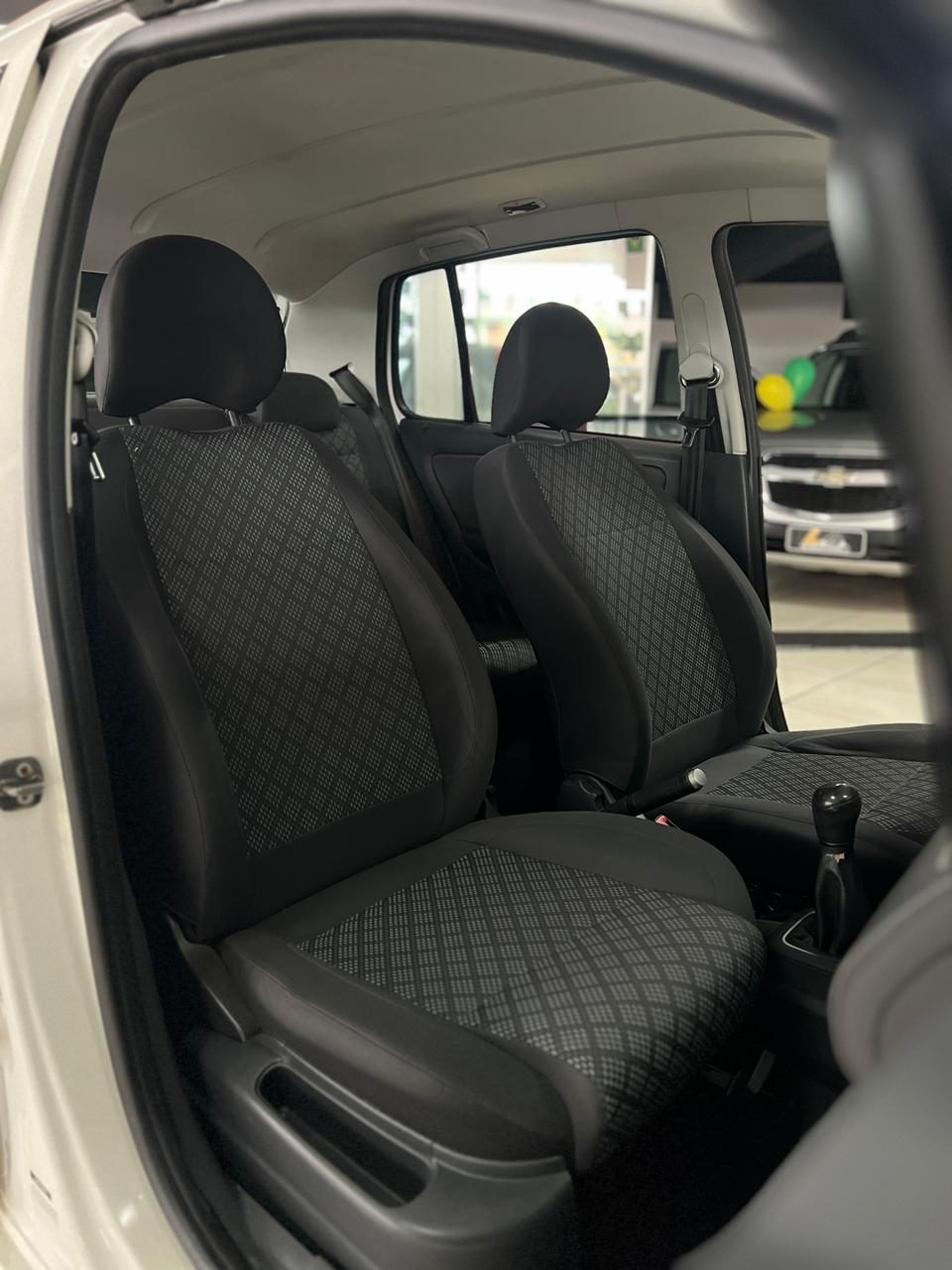 Volkswagen Fox foto 5