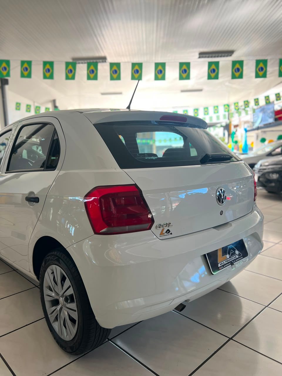 Volkswagen Gol foto 4