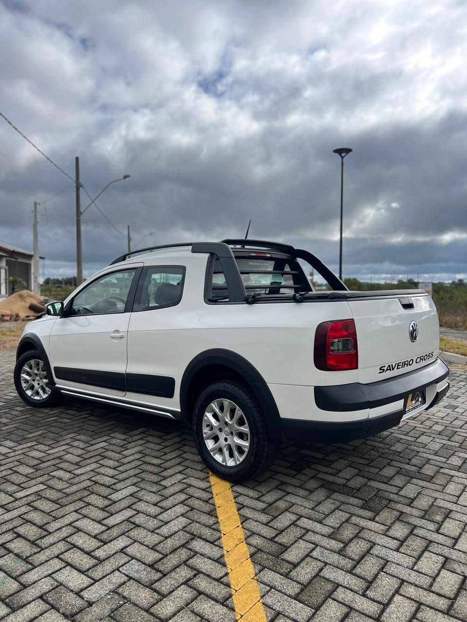 Volkswagen Saveiro foto 3