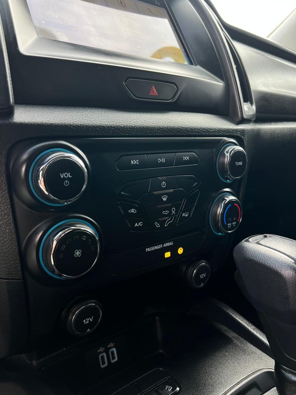 Ford Ranger foto 9