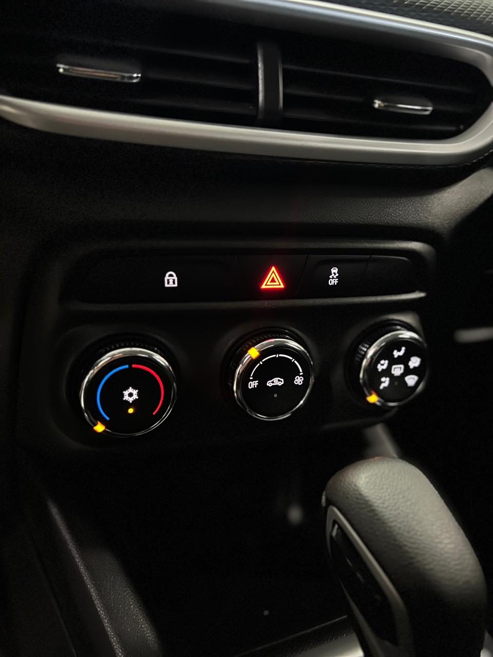 Chevrolet Tracker foto 9
