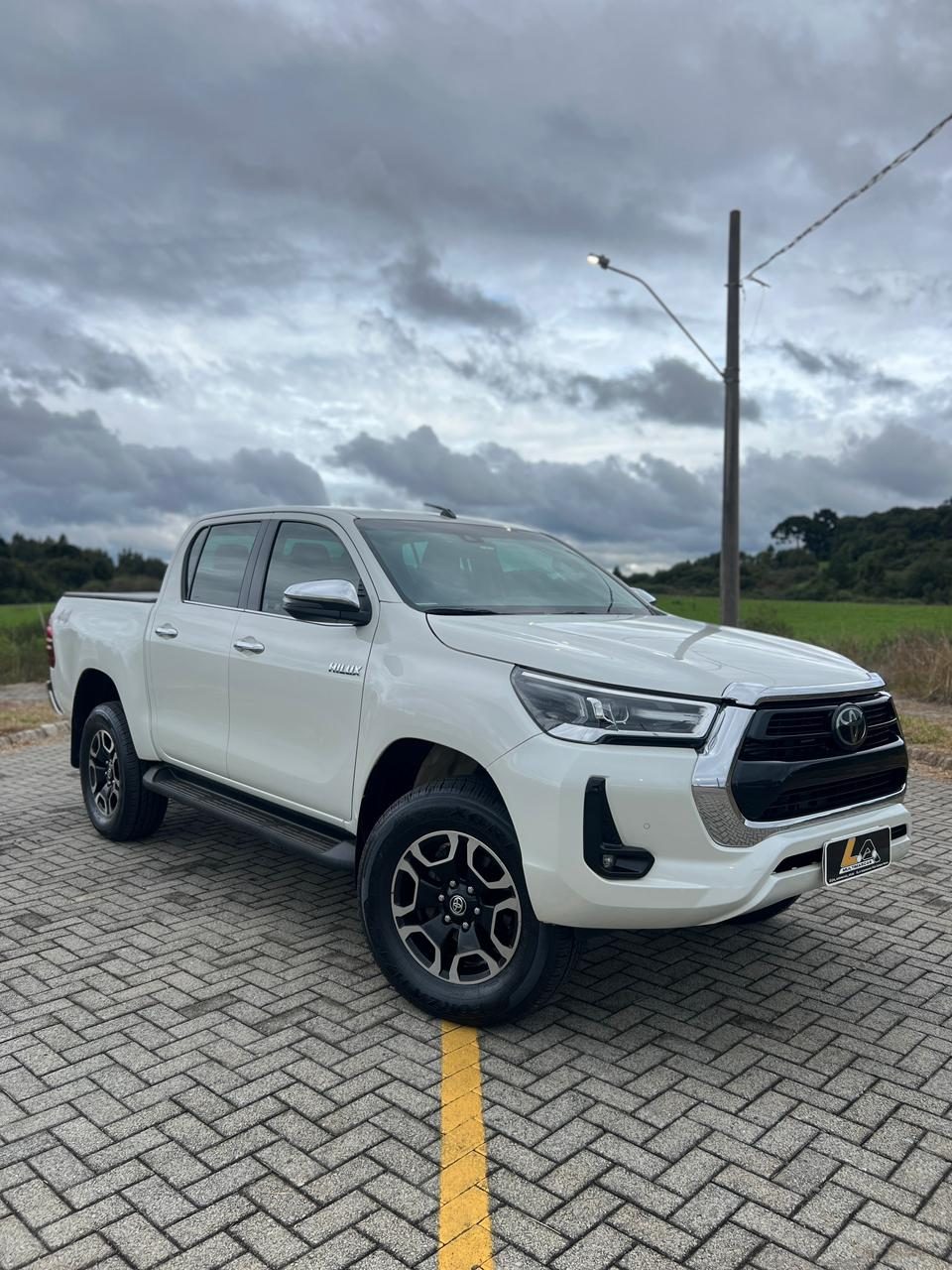 Toyota Hilux foto 1