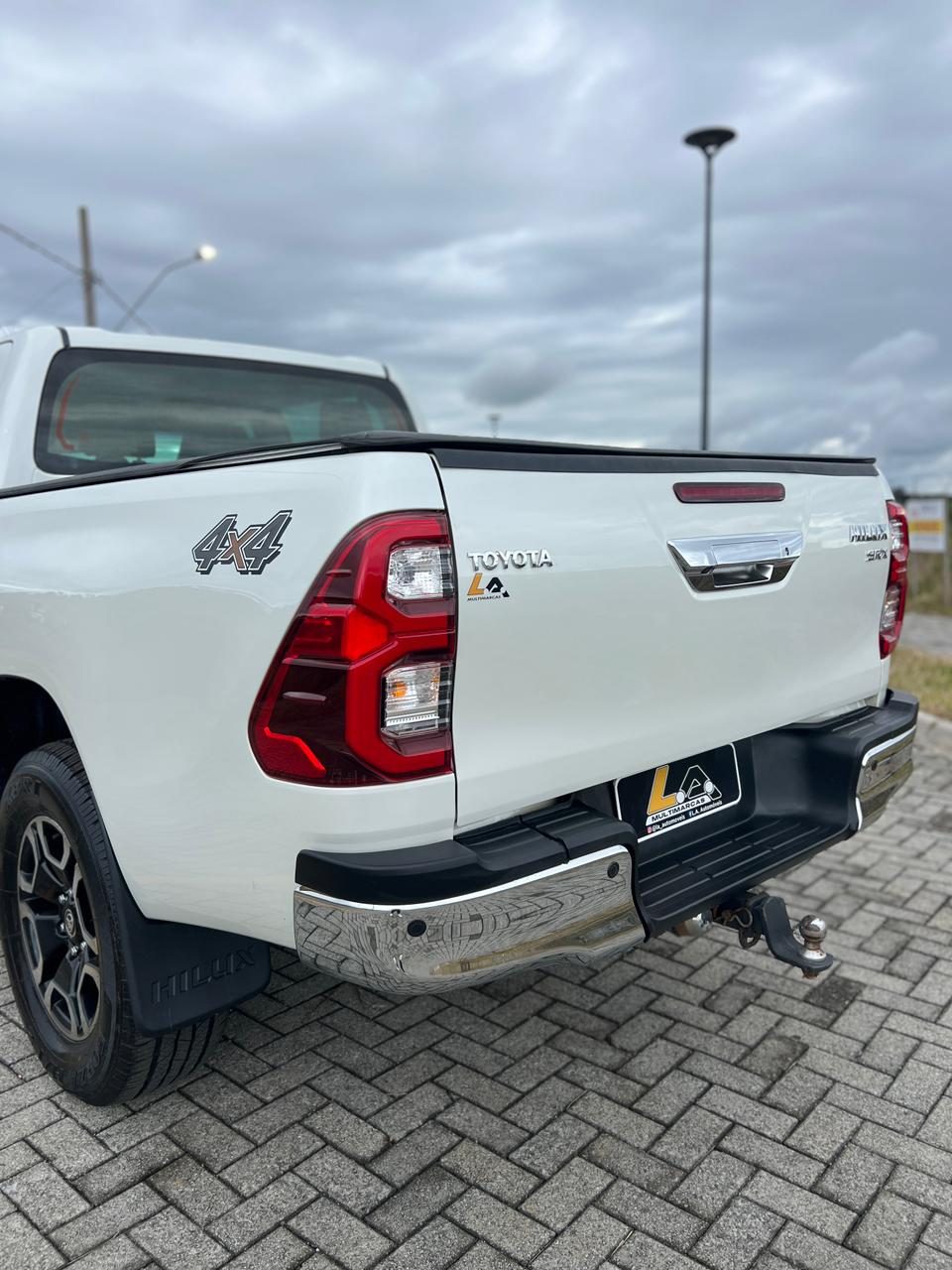 Toyota Hilux foto 4