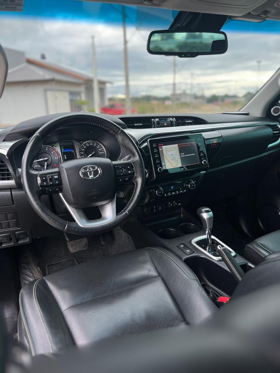 Toyota Hilux foto 8