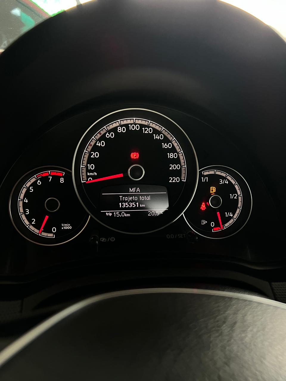 Volkswagen UP! foto 8