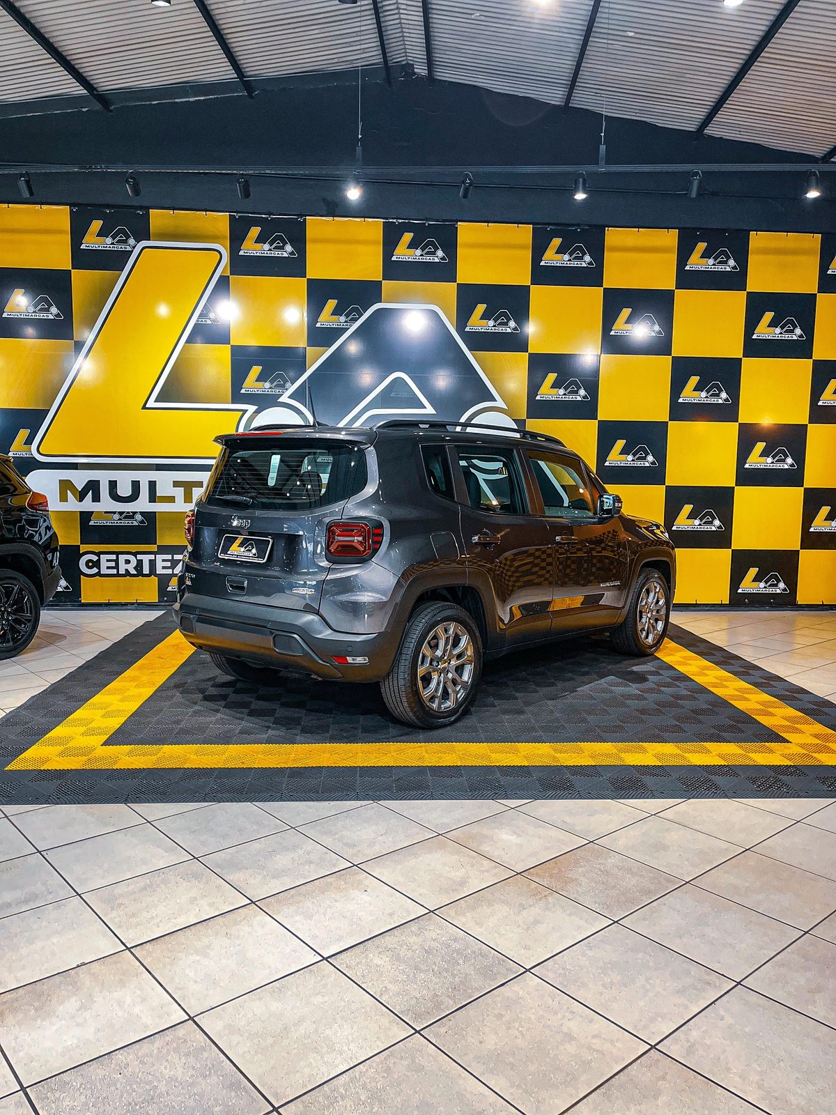 JEEP Renegade foto 3