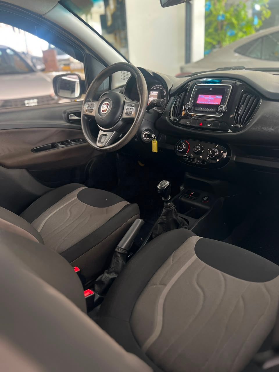 Fiat Uno foto 5