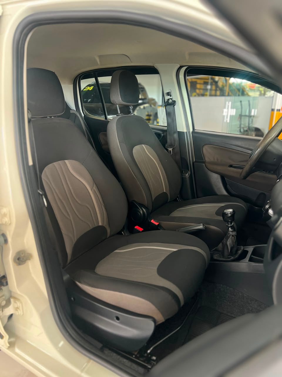Fiat Uno foto 6