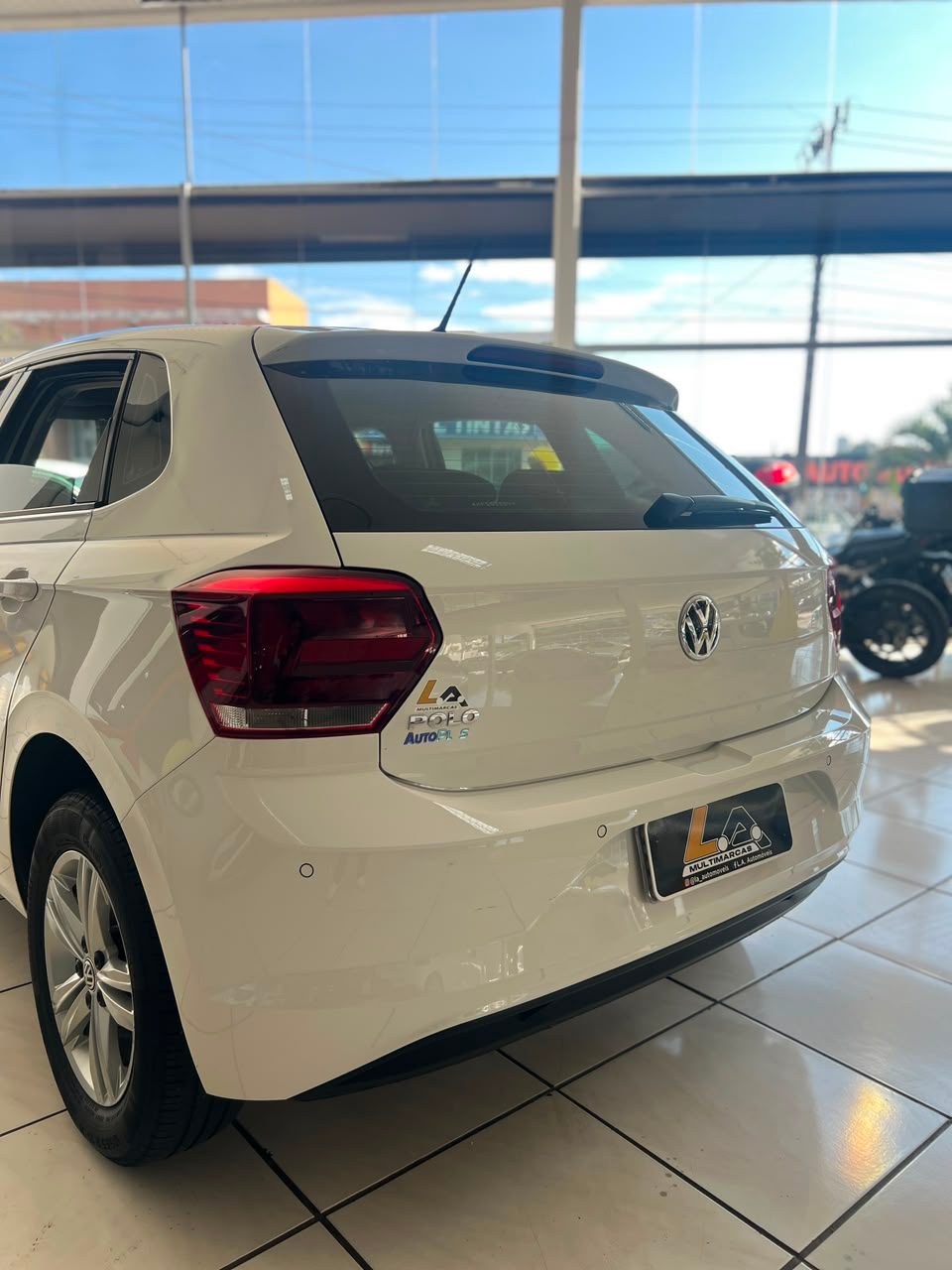 Volkswagen Polo foto 4