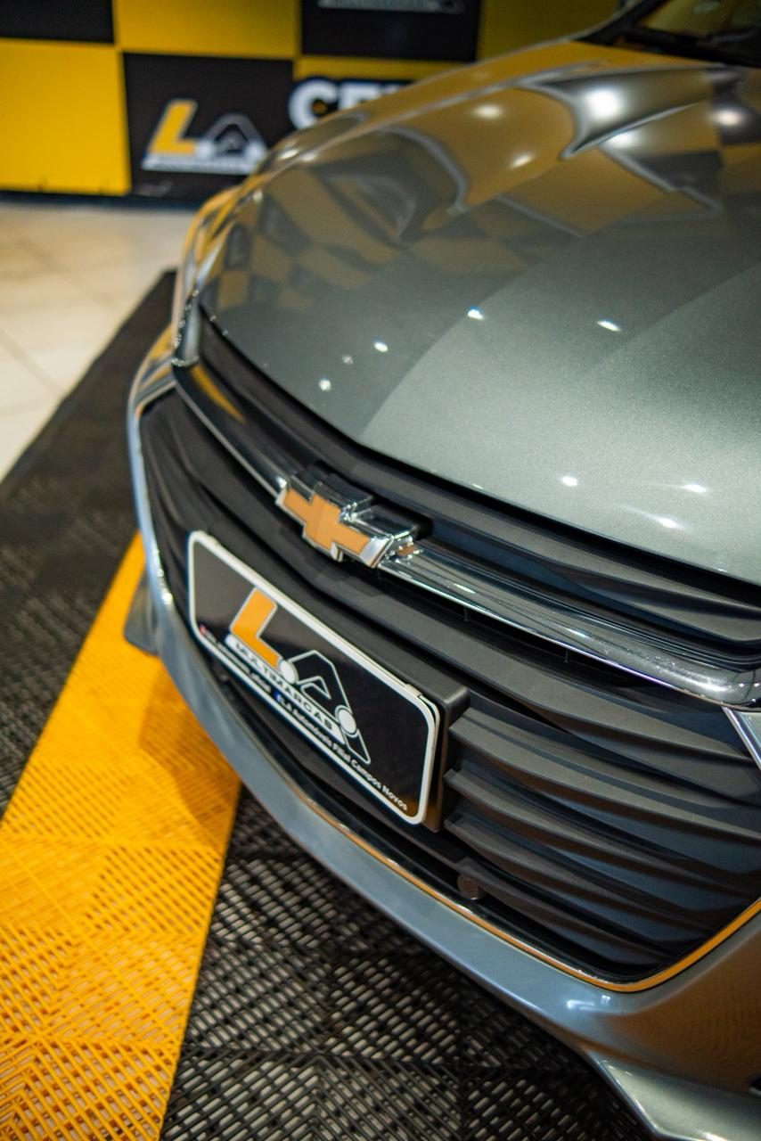 CHEVROLET  Onix foto 3