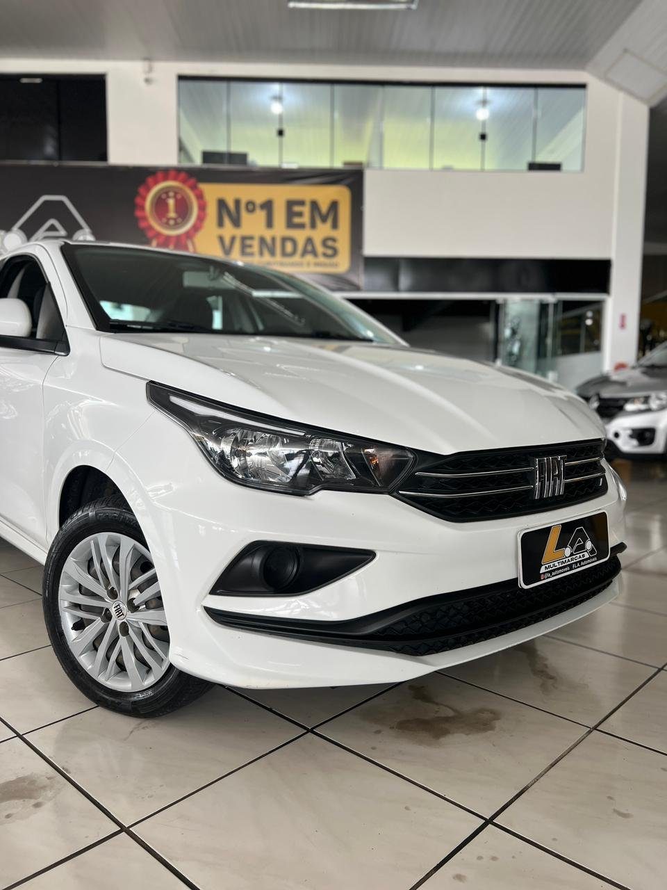 Fiat Cronos foto 2