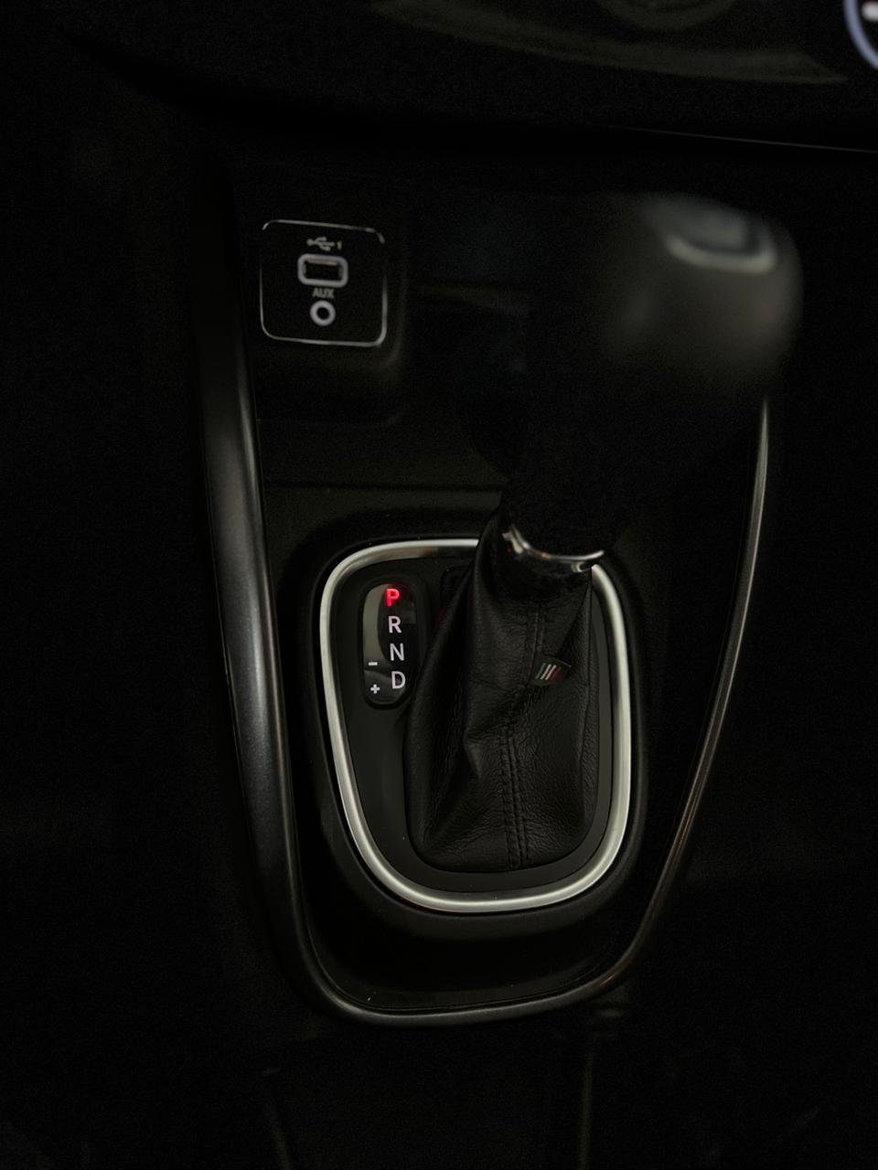 Fiat Cronos foto 10