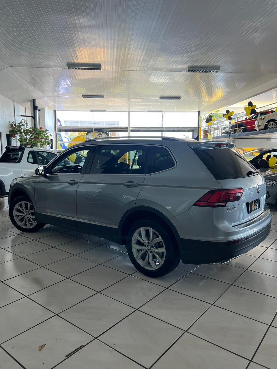 Volkswagen Tiguan Allspace foto 3