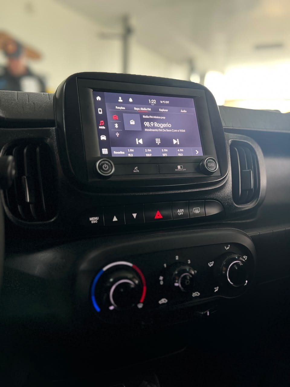 Fiat Mobi foto 8