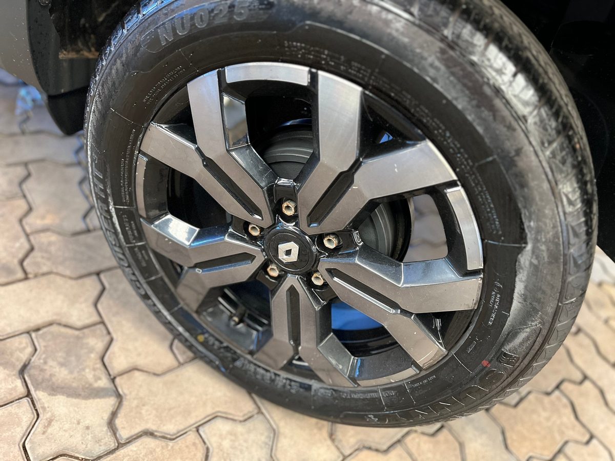 Renault  Duster  foto 6