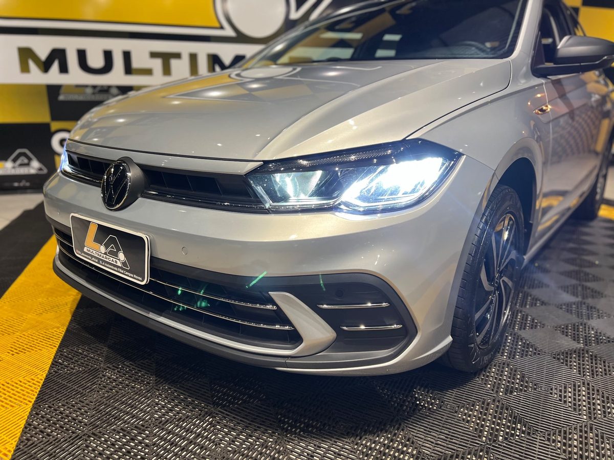 Volkswagen Polo TSI 200 foto 2