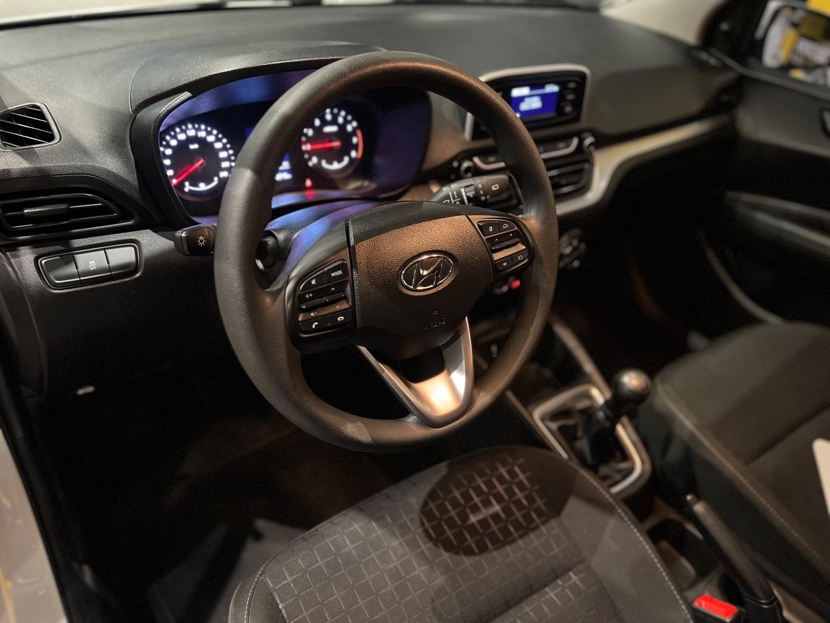 Hyundai  HB20  foto 7