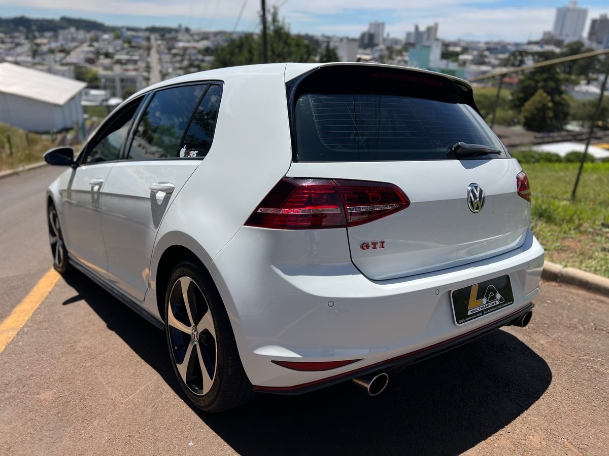 Volkswagen  Golf  foto 4